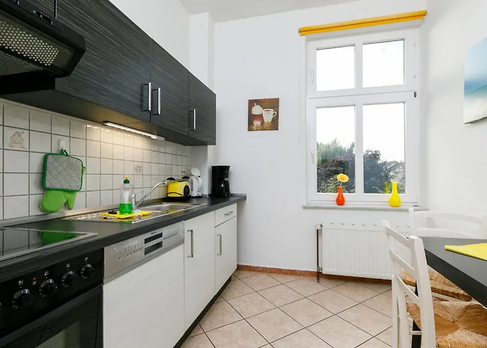 Sonnenblume By Interhome 泽姆平