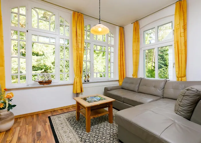 Sonnenblume By Interhome 泽姆平